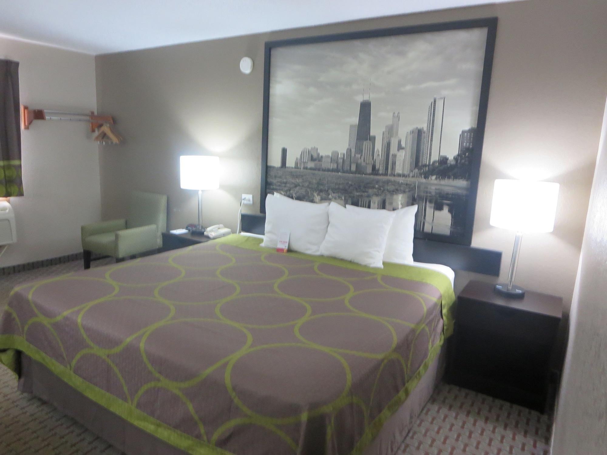 Super 8 By Wyndham Mundelein/Libertyville Area Ngoại thất bức ảnh