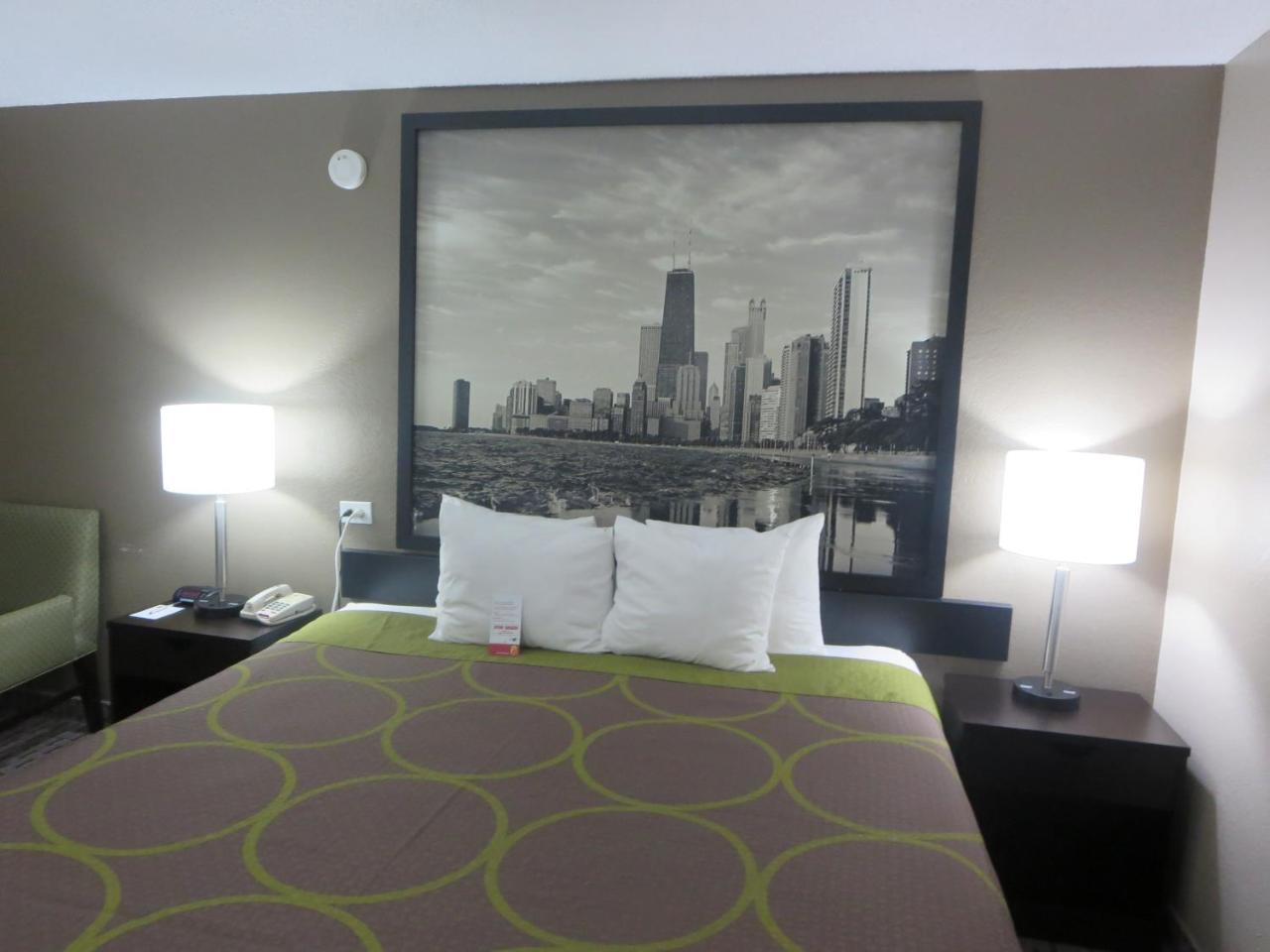 Super 8 By Wyndham Mundelein/Libertyville Area Ngoại thất bức ảnh